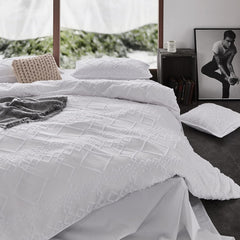 100% Premium Tufted Microfibre Quilt Cover Set - Ultra-Soft, Durable Embroidery Bedding Comforter Set - Machine Washable & Zipper Closure - White - Super King