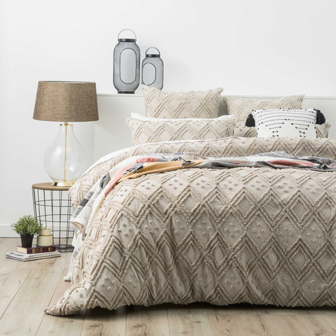 Medallion Cotton Vintage Washed Tufted Stone Quilt Cover Set by Park Avenue Super King