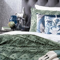 Medallion Sage Cotton Vintage Washed Tufted King Quilt Cover set by Park Avenue