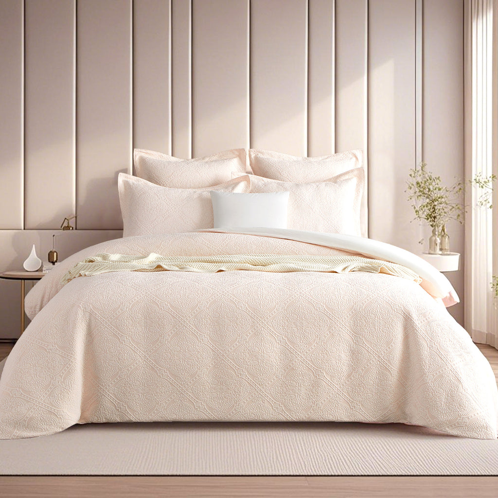 Bella Blush Jacquard Super King Quilt Cover Set by Renee Taylor