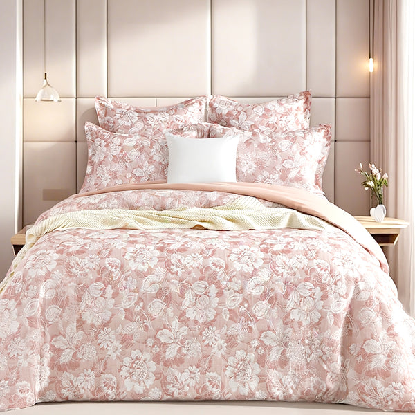 Aura Blush Jacquard Super King Quilt Cover Set by Renee Taylor