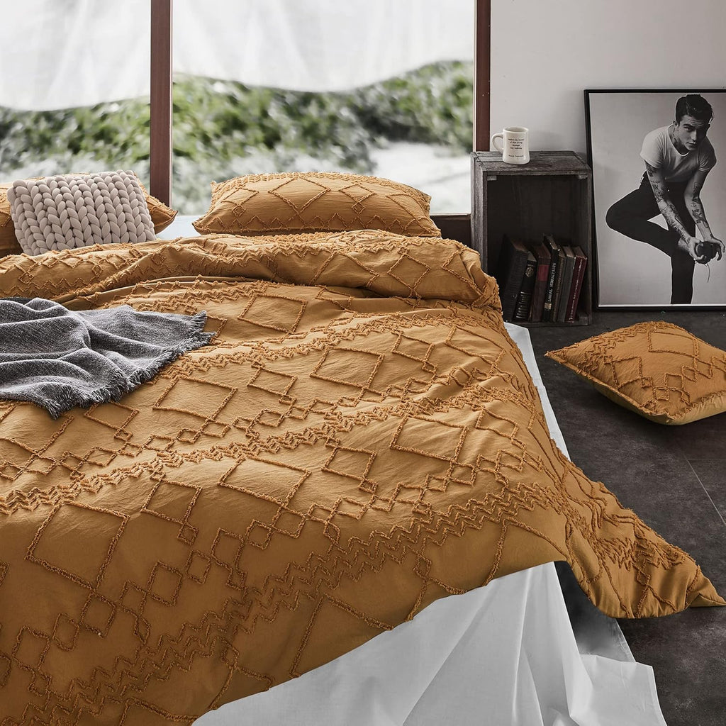 100% Premium Tufted Microfibre Quilt Cover Set - Ultra-Soft, Durable Embroidery Bedding Comforter Set - Machine Washable & Zipper Closure - Caramel - King