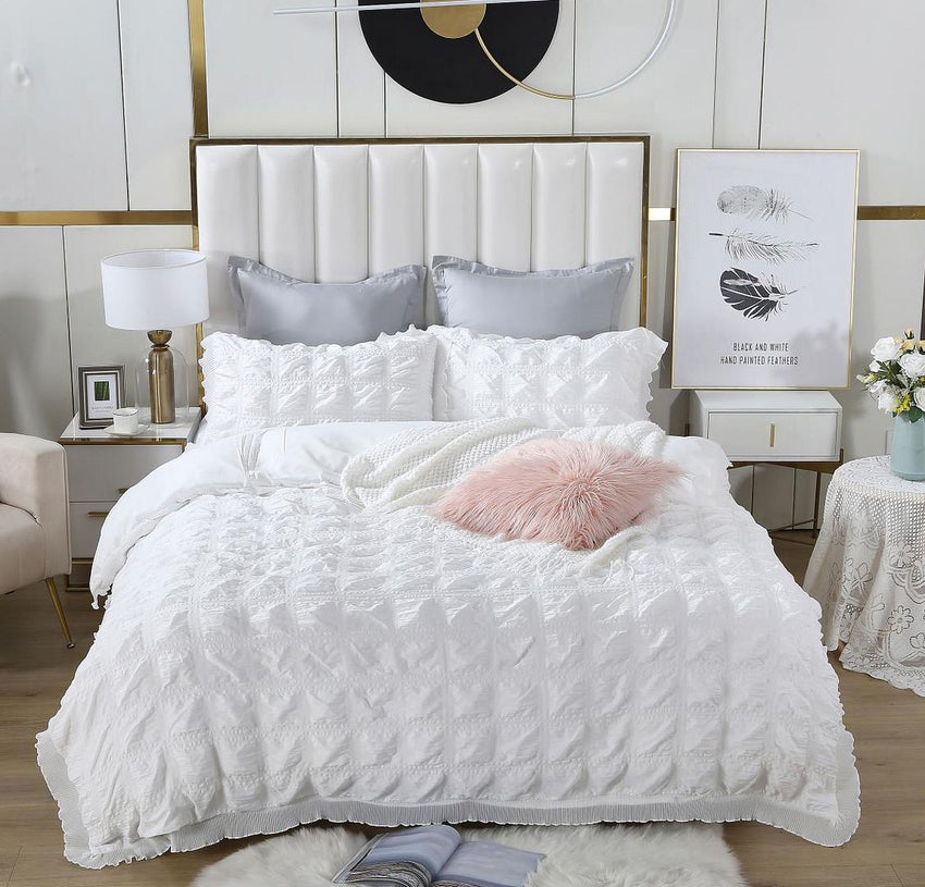 Ruffles Textured Jacquard Queen Size white Duvet Quilt Cover Set