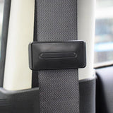 2X Car Shoulder Strap Positioning Clip Buckle Adjuster for Driving Comfort - Black