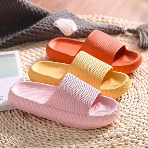 Ultra-Soft Pillow Slides EVA Slippers for Indoor Outdoor Use – Thick Anti-Slip Sole - Pink 36-37