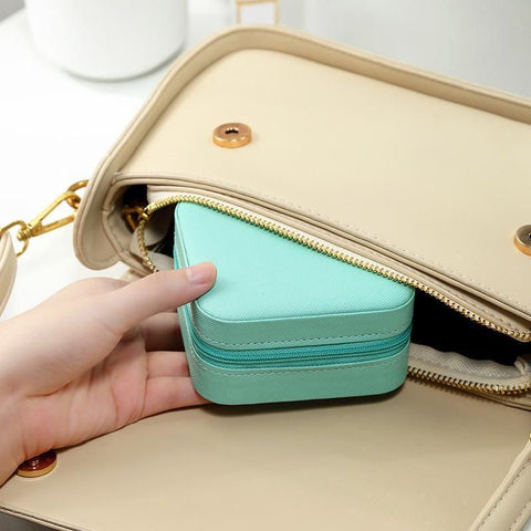 Travel Jewelry Organizer Box Portable Leather Storage Ornaments Ring Earrings - Pink (10x10x5cm)
