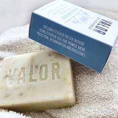 VALOR Decadent Shaving Gift Set – Organic Razor Kit with Soap, Brush, Balm & Body Bar