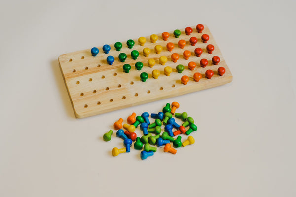 Peg tray insert